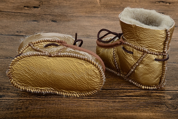 Бебешки дебели боти за момичета с връзки в черен, леопардов, цикламен, бежов, кафяв, тъмнокафяв, син, тъмносин, червен, жълт и л