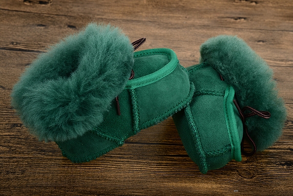 Бебешки дебели боти за момичета с връзки в черен, леопардов, цикламен, бежов, кафяв, тъмнокафяв, син, тъмносин, червен, жълт и л