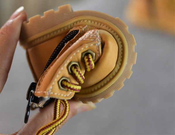 Детски боти за сняг за момчета в черен и жълтокафяв цвят с връзки