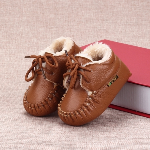 Детски дебели боти за момичета и момчета в бял, кафяв, червен, тъмнокафяв и бял цвят