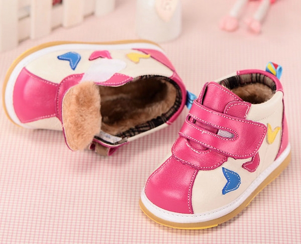 Детски топли маратонки за момичета с лепки в оранжев, розов и червен цвят 