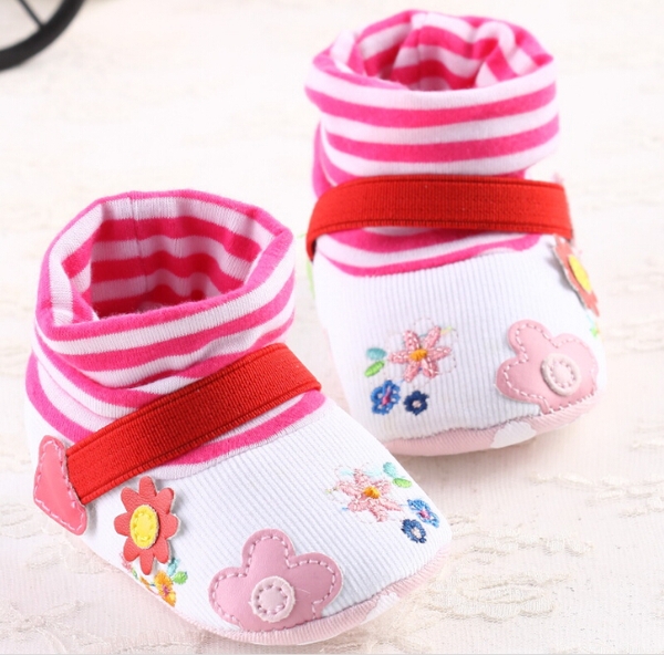 Топли детски боти за момичета и момчета в разнообразни модели - с панда, тигър, коте, панделка и разнообразни цветове