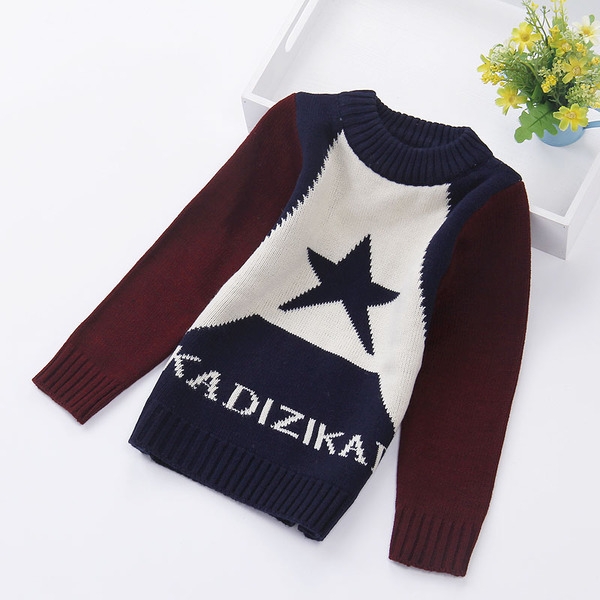 Детски пуловер за момчета в над 20 модела цветови гами