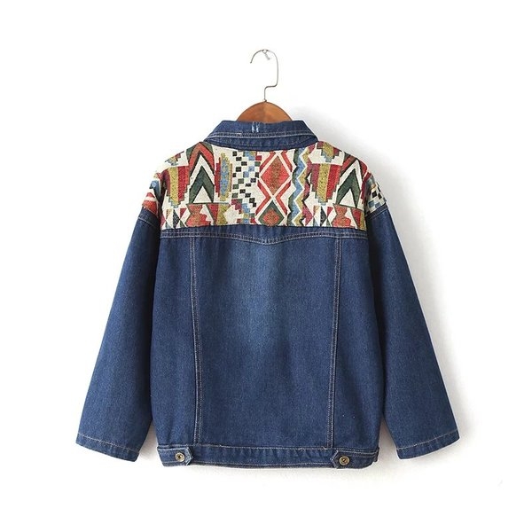 Дамско дънково яке в тъмно син цвят, класическо с широки ръкави и бродерия