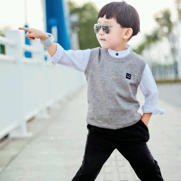 Изчистена дебела жилетка за момчета в сив, тъмносин и бял цвят