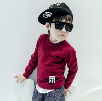 Детски пуловер за момчета тип Слим с О-образна яка в розов, син, зелен, оранжев, черен и виненочервен цвят