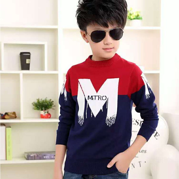 Детски пуловер с О-образно деколте в 4 модела на различни мотиви, в син, тъмносин, зелен, червен цвят