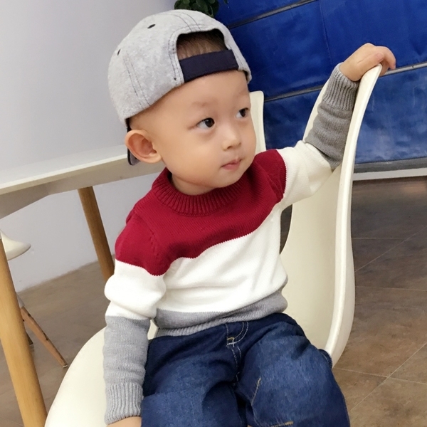 Детски стилен пуловер с О-образна яка в 3 цвята - бял, червен и син цвят