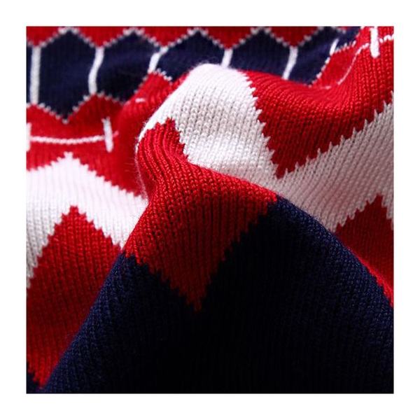 Дебел детски пуловер в два цвята - червен и жълт, с О-образна яка