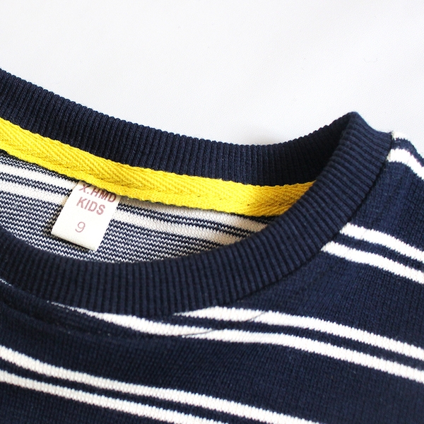 Детска раирана блуза за момичета и момчета с бродерия - усмивка, в бял и тъмносин цвят с О-образна яка