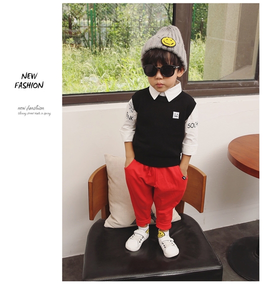 Детска жилетка за момчета в сив, черен, червен, тъмносин и бял цвят с О-образно деколте