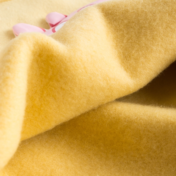 Детска блуза за момичета в жълт, розов и сив цвят с О-образно деколте с бродирано прасенце