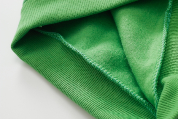 Детска дебела блуза за момичета с анимационни изображения в жълт, син, червен и зелен цвят, с О-образно деколте