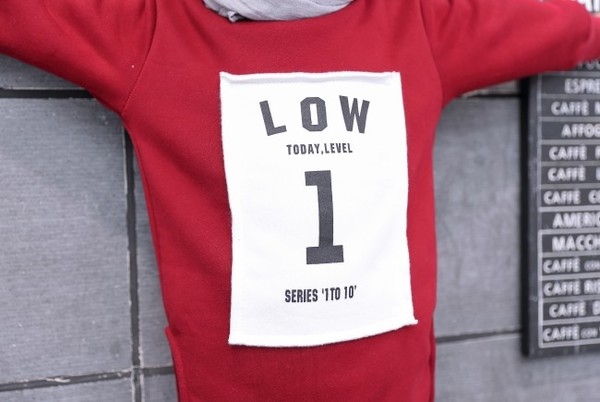 Стилен детски дълъг до коляното пуловер в червен и лилав цвят 