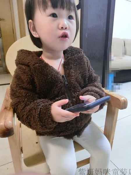 Детско пухено яке за момичета с качулка и ушички в бял, кафяв и бежов цвят