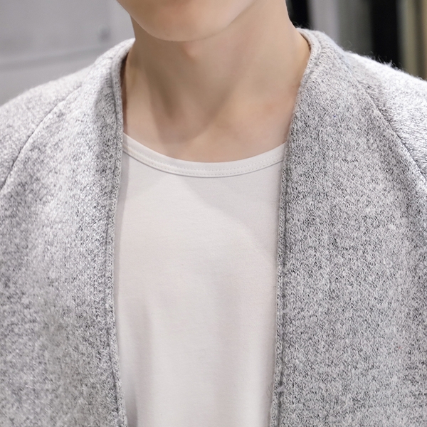 Мъжки есенни и зимни жилетки с изчистен дизайн сиви и черни