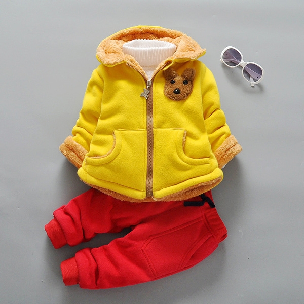 Детски есенен и зимен комплект от две части горнище с кадифена подплата и панталони различни цветови комбинации червени, жълти