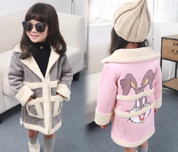 Ροζ και γκρι παιδικό  παλτό  του Bugs Bunny