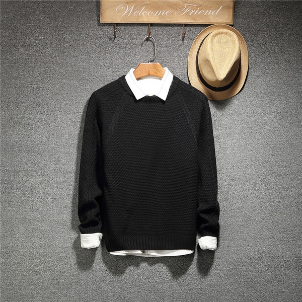 Мъжки пуловери с изчистен дизайн и микс модели в зимни червени зелени сини сиви черни