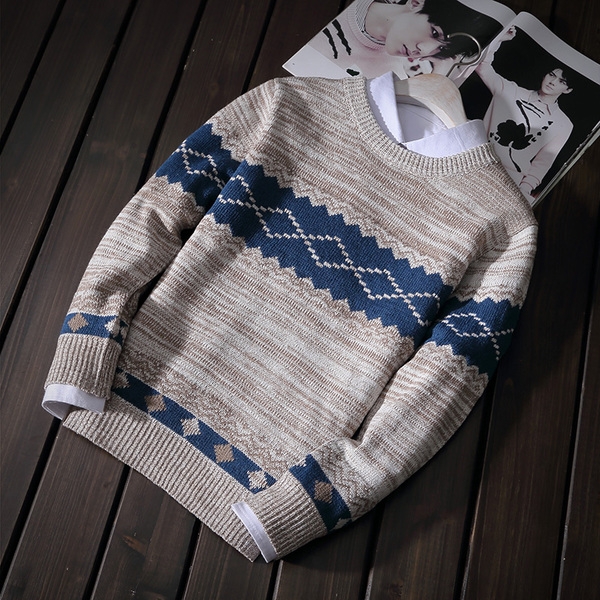 Мъжки пуловери с изчистен дизайн и микс модели в зимни червени зелени сини сиви черни