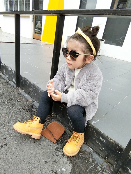 Детско топло пухено яке за момичета с надпис на гърба в светлосив и тъмносив цвят