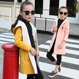 Παιδικό παλτό για κορίτσια με φερμουάρ και κουκούλα και κινούμενη εικόνα στην πλάτη , σε κίτρινο, σκούρο γκρι και ροζ χρώμα