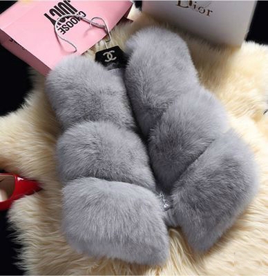 Елегантен дамски есенен и зимен къс елек от изкуствена кожа с имитация на лисица - бял, розов, червен, черен