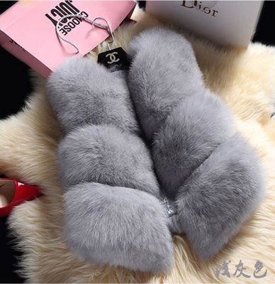 Елегантен дамски есенен и зимен къс елек от изкуствена кожа с имитация на лисица - бял, розов, червен, черен