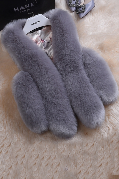 Дамски пухен и стилен къс зимен елек с имитация на лисица от изкуствена кожа - бял, черен, розов, сив, черен, кафяв