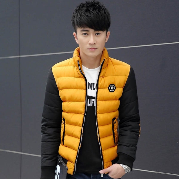 Ανδρικό ζεστό μπουφάν για το φθινόπωρο και το χειμώνα σε κίτρινο, μπλε, κόκκινο, μαύρα μανίκια - 4 μοντέλα με εξωτερικό υλικό πο