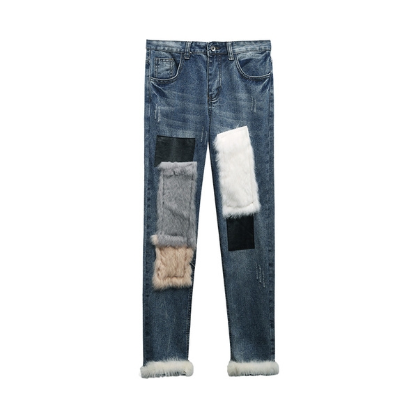 Γυναικείες ενδιαφέρουσες τζιν με χνούδι κατάλληλες για το χειμερινό περίοδο