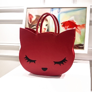 Τσάντα για τις καθημερινές μέρες  και τα ταξίδια - Kitty - κόκκινο, μαύρο, ροζ άνετα με μαλακή επιφάνεια
