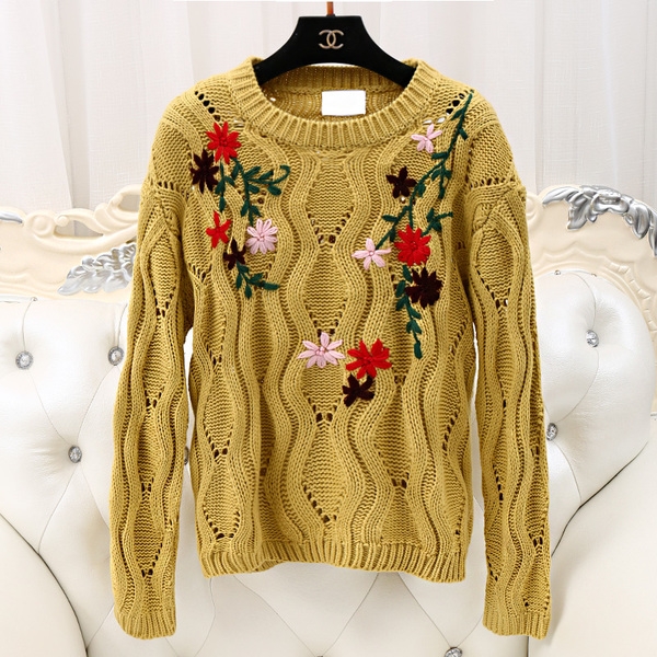 Γυναίκες πλεκτή μπλούζα με λουλούδια σε λευκό μπεζ και μαύρο