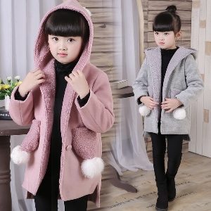 Παιδικό παλτό για κορίτσια σε ροζ, γκρι και κόκκινο χρώμα με κουκούλα 