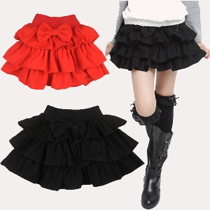 Детска пола за момичета - разкроена и с панделка в черен и червен цвят