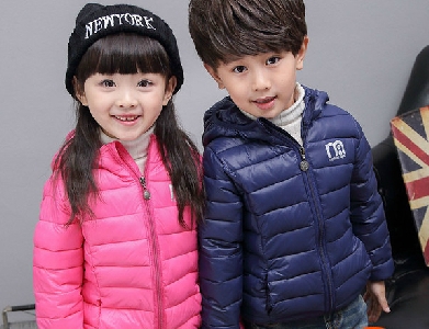 Детски якета за момчета и момичета - късо с качулка, в зелен, розов, син и тъмносин цвят