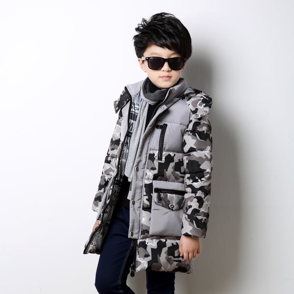 Μακρύ χειμωνιάτικο  μπουφάν για αγόρια με κόκκινο χρώμα. γκρι και πράσινο με κουκούλα