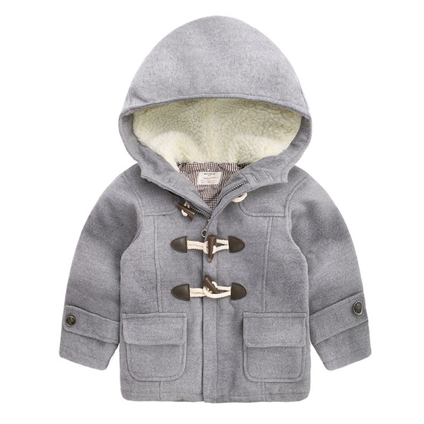 Χειμερινό παλτό με κουκούλα για αγόρια σε σκούρο μπλε, γκρι, μπεζ και κόκκινο, με φερμουάρ