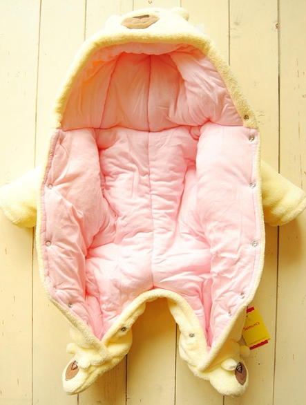 Зимен гащеризон за момичета и момчета в розов, светлосин, бял и жълт цвят с качулка в ушички на мече, куче и зайче