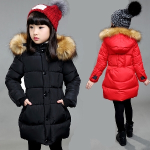 Παιδικό παχύ μακρύ χειμωνιάτικο μπουφάν για τα κορίτσια με  κουκούλα και γούνα σε το κόκκινο και το μαύρο χρώμα