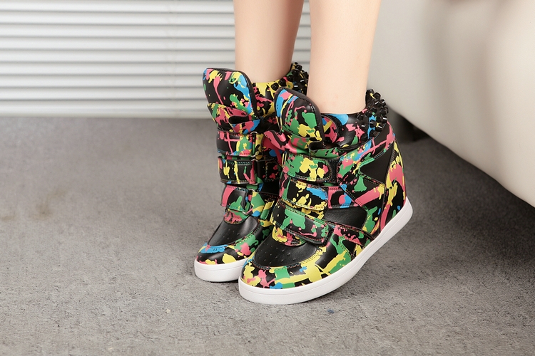 Дамски кецове 