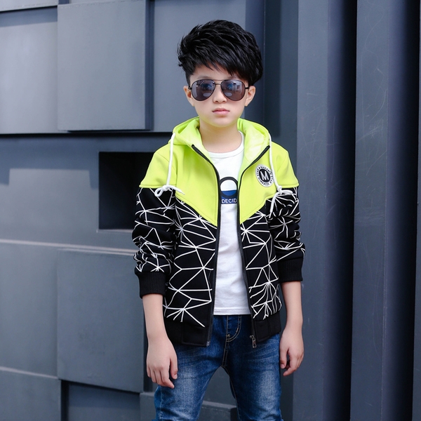 Παιδικό αθλητικό μπουφάν με κουκούλα σε κόκκινο, κίτρινο και γκρι για  αγόρια