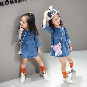 Παιδική τζιν φούστα για τα κορίτσια με 3/4 μανίκια - ξέσπασε σε μπλε χρώμα