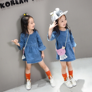 Παιδική τζιν φούστα για τα κορίτσια με 3/4 μανίκια - ξέσπασε σε μπλε χρώμα