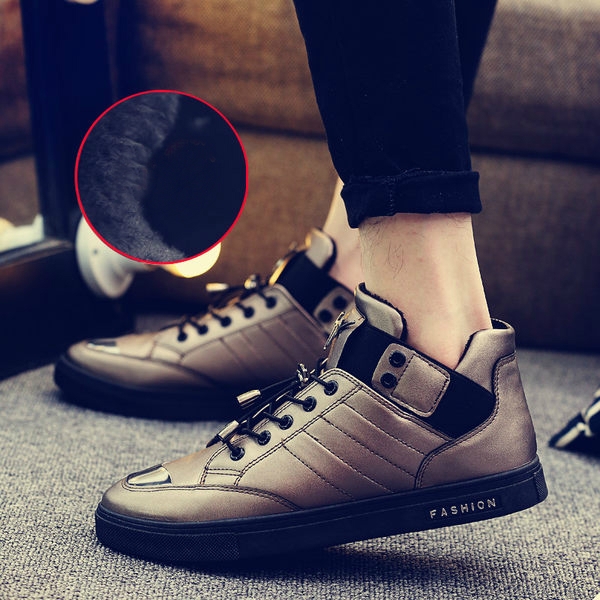 Ανδρικά παπούτσια με βελκρό σε 5 παραλλαγές για το χειμώνα , το  φθινόπωρο και την άνοιξη σε μαύρο, λευκό και χρυσό χρώμα