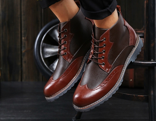 Κομψές χειμωνιάτικες ανδρικές μπότες  σε μπλε, καφέ και μαύρο χρώμα με κορδόνια