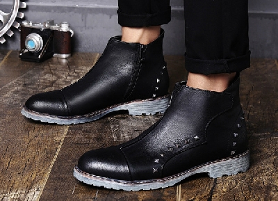 Ανδρικές μπότες αγγλικού στυλ Retro σε καφέ και μαύρο  χρώμα 