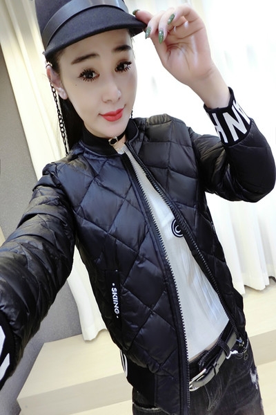 Дамско тънко черно вталено късо есенно и пролетно яке 