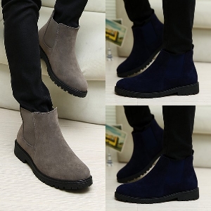 Κομψές ανδρικές μπότες  βρετανικού  ρετρό στυλ   σε μαύρο, γκρι και σκούρο μπλε χρώμα 