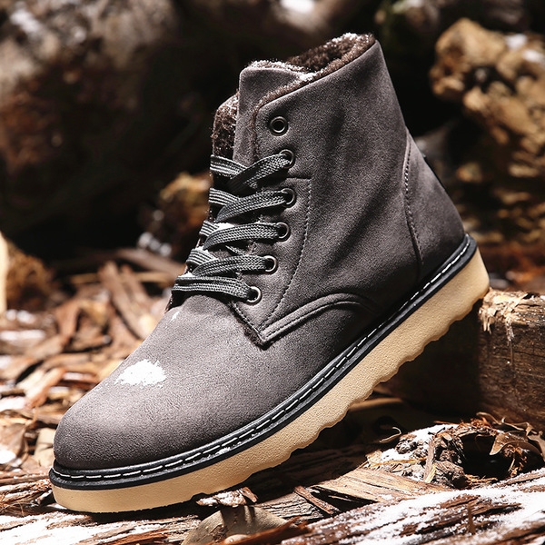 Χειμερινές ανδρικές μπότες με ανθεκτική σόλα σε καφέ, μαύρο και καφέ χρώμα με κορδόνια